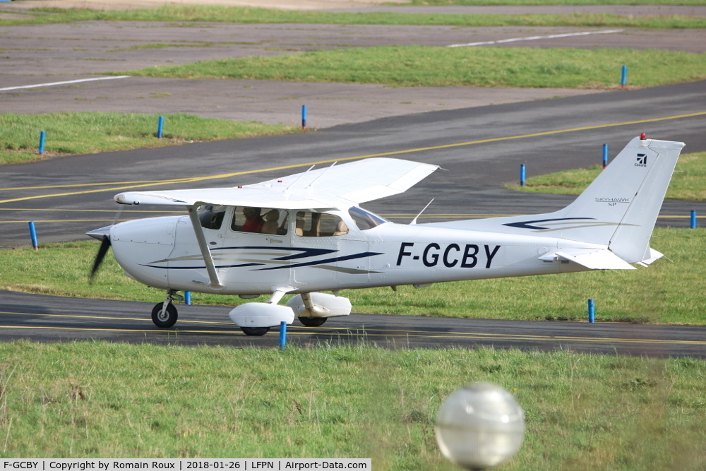 F-GCBY, Cessna 172S SP C/N 172S10627, Taxiing