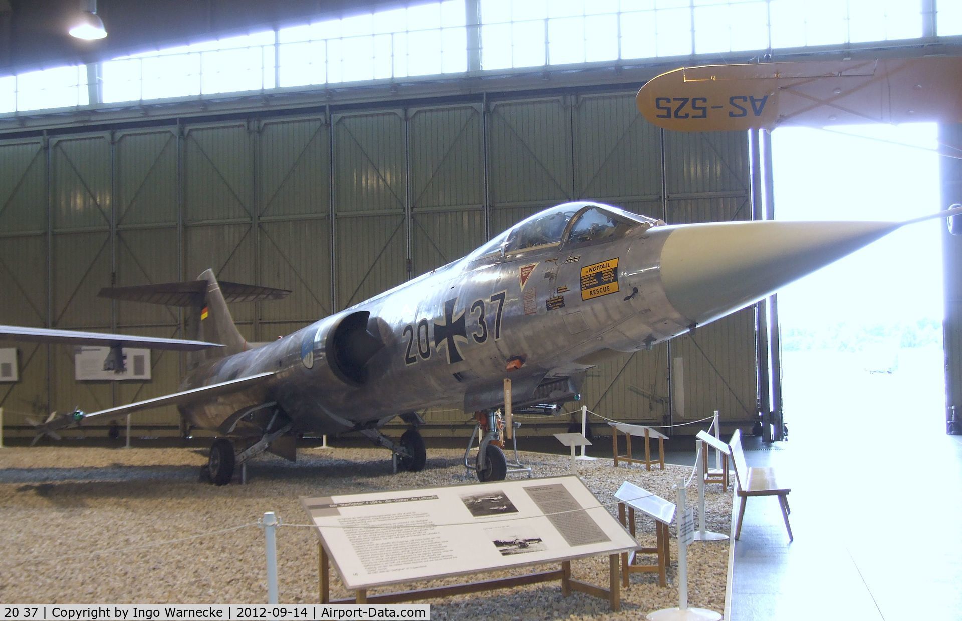 20 37, Lockheed F-104G Starfighter C/N 683-2044, Lockheed F-104G Starfighter at the Luftwaffenmuseum, Berlin-Gatow