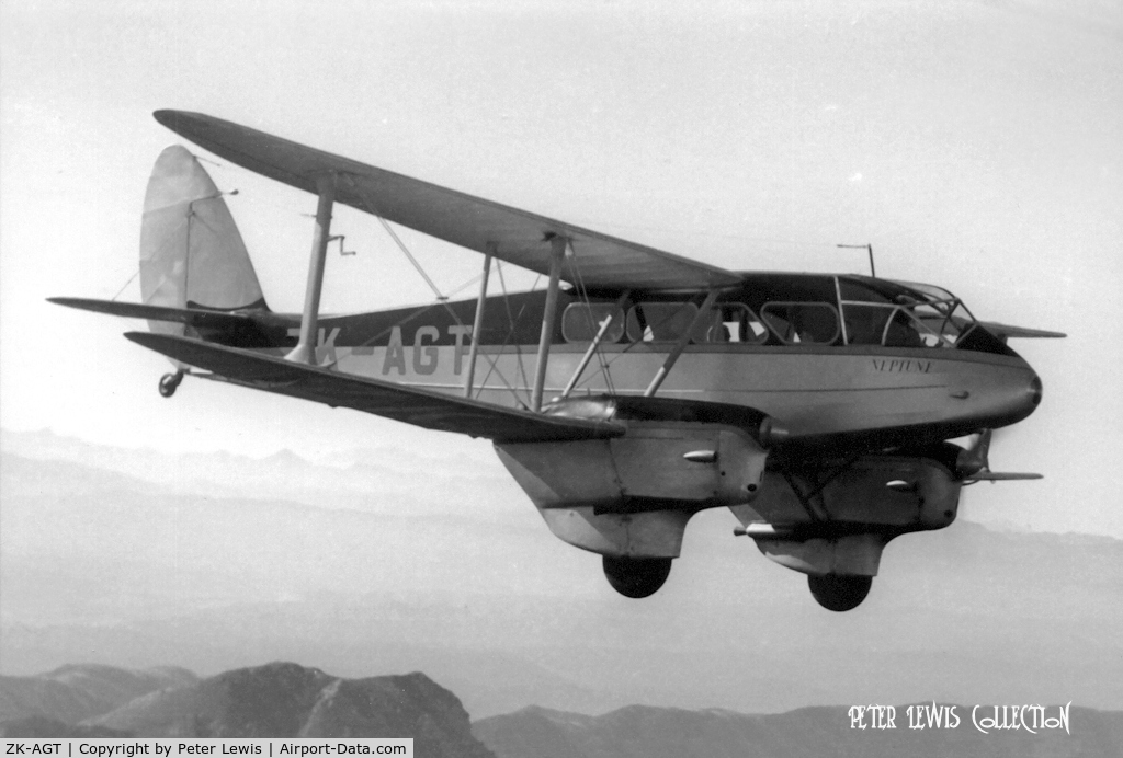 ZK-AGT, De Havilland DH-89A Dragon Rapide C/N 6423, Cook Strait Airways Ltd., Nelson 1939