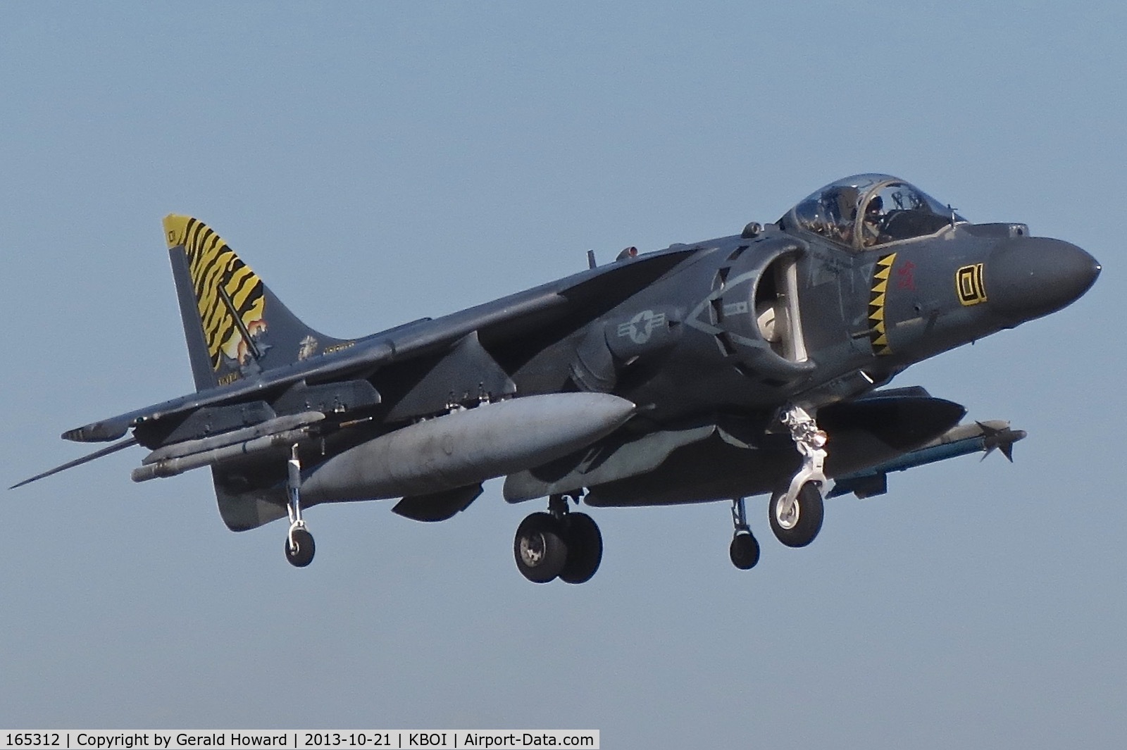 165312, Boeing AV-8B+(R)-24-MC C/N 270, Departing RWY 10R. VMA-542, Cherry Point, NC.