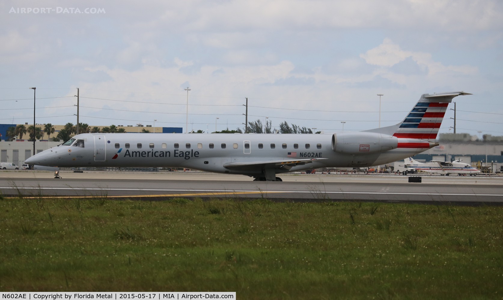 N602AE, 1998 Embraer ERJ-145LR (EMB-145LR) C/N 145048, American Eagle