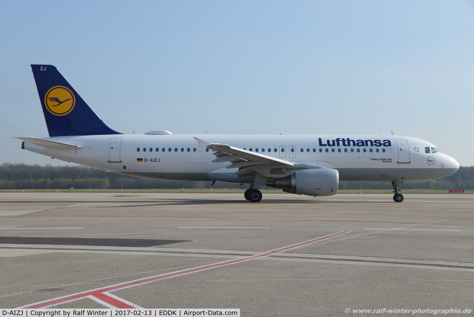 D-AIZJ, 2010 Airbus A320-214 C/N 4449, Airbus A320-214 - LH DLH Lufthansa 'Herford' - 4449 - D-AIZJ - 13.02.2017 - CGN