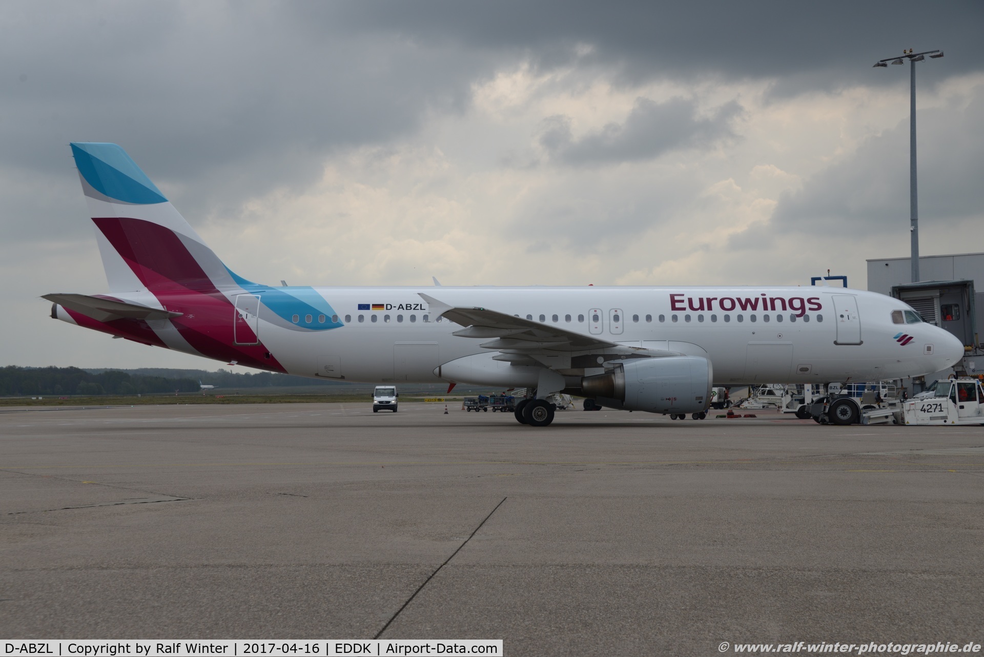 D-ABZL, 2007 Airbus A320-216 C/N 3178, Airbus A320-216 - EW EWG Eurowings ex Air Berlin - 3178 - D-ABZL - 16.04.2017 - CGN