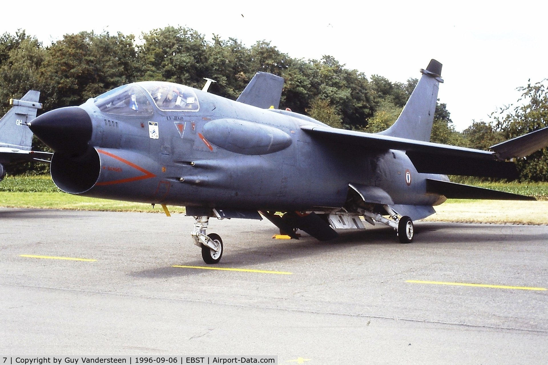 7, Vought F-8E (FN) Crusader C/N 1224, FM F-8 Crusader Brustem airshow 1996