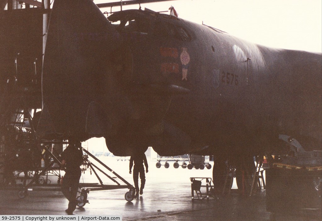 59-2575, 1959 Boeing B-52G Stratofortress C/N 464338, Large Marge in Castle AFB phase dock
