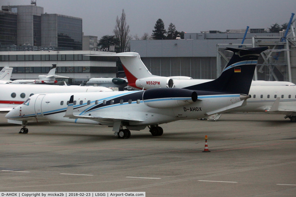 D-AHOX, 2015 Embraer EMB-135BJ Legacy 650 C/N 14501213, Parked