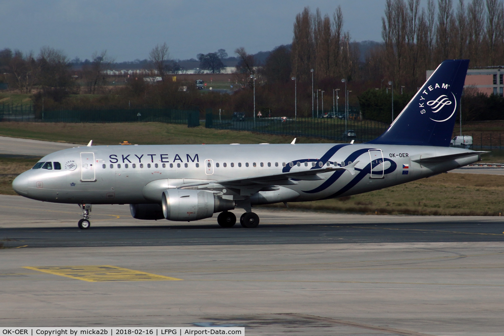 OK-OER, 2009 Airbus A319-112 C/N 3892, Taxiing