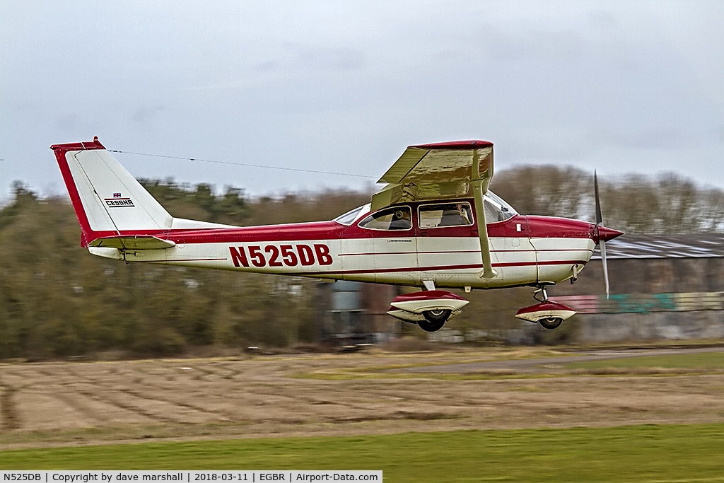 N525DB, Reims F172H Skyhawk C/N 0484, Great looking finish...arriving Rwy 11