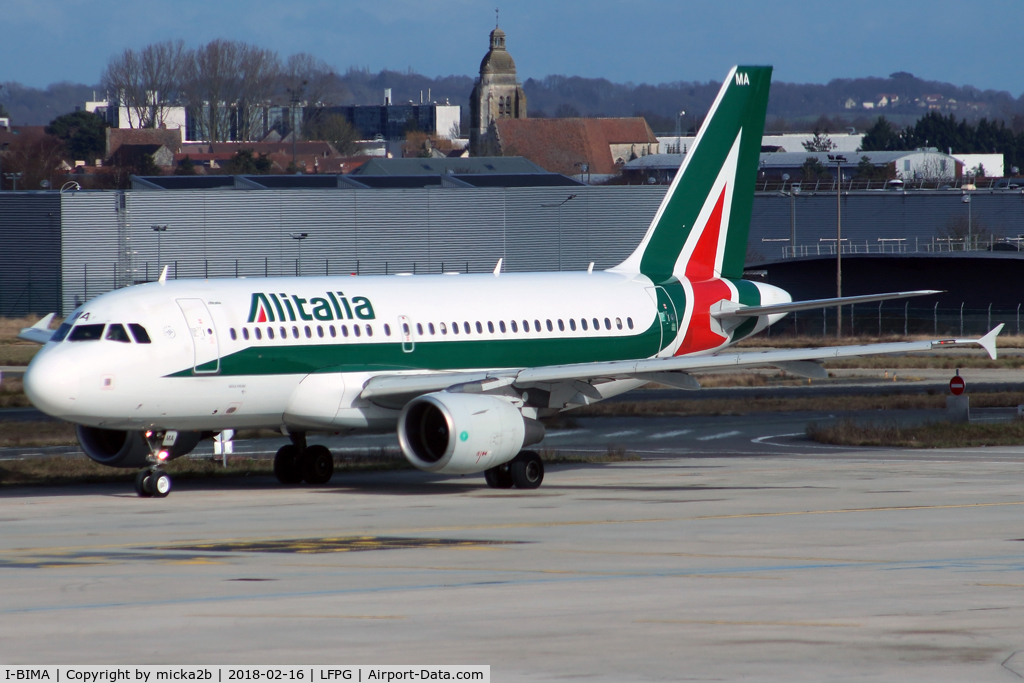 I-BIMA, 2002 Airbus A319-112 C/N 1722, Taxiing