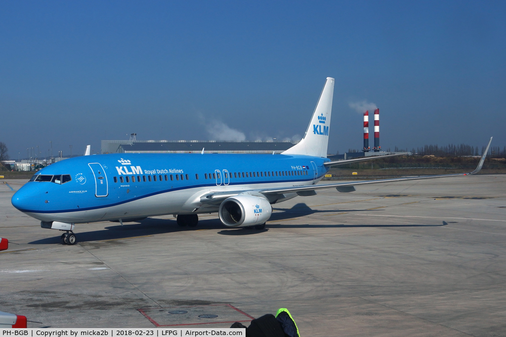 PH-BGB, 2008 Boeing 737-8K2 C/N 37594, Taxiing