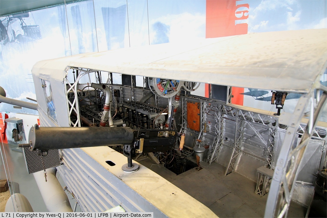 L 71, 1918 Zeppelin LZ 113 C/N LZ 113, Nacelle of Zeppelin LZ 113, Air & Space Museum Paris-Le Bourget Airport (LFPB-LBG)