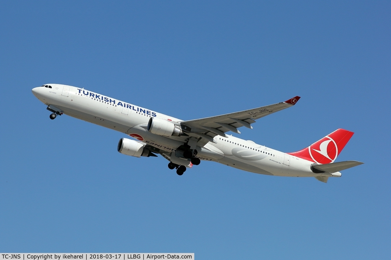 TC-JNS, 2013 Airbus A330-303 C/N 1458, T/O from runway 26 en-route to Istanbul.