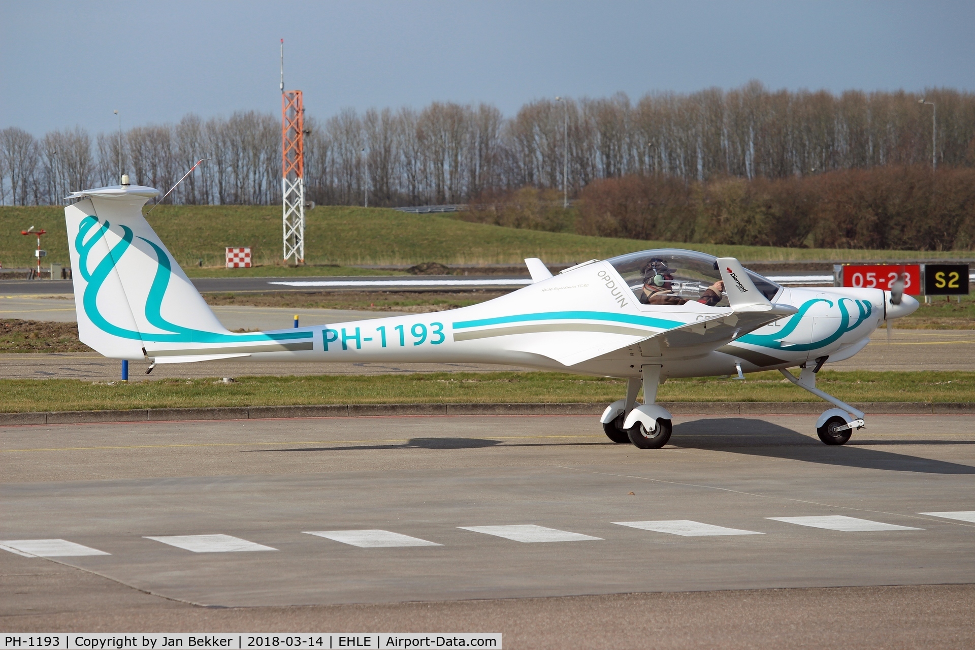 PH-1193, 2000 Diamond HK-36TC Super Dimona C/N 36669, Lelystad Airport