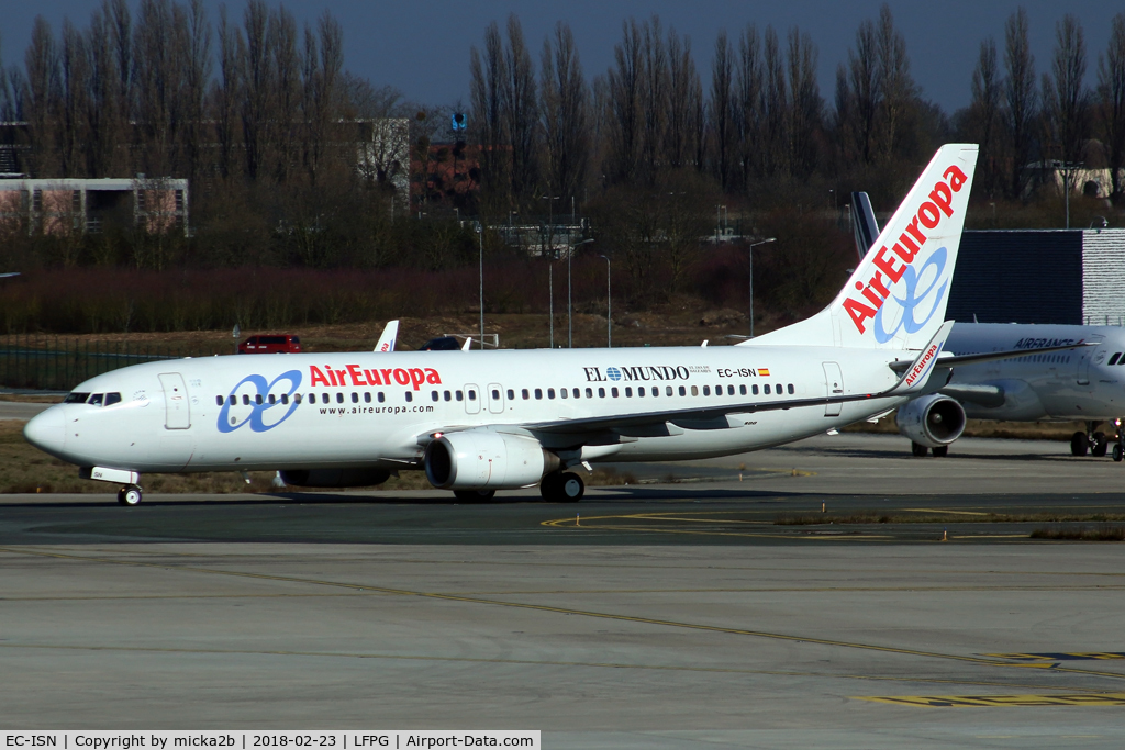 EC-ISN, 2002 Boeing 737-86Q C/N 30291, Taxiing