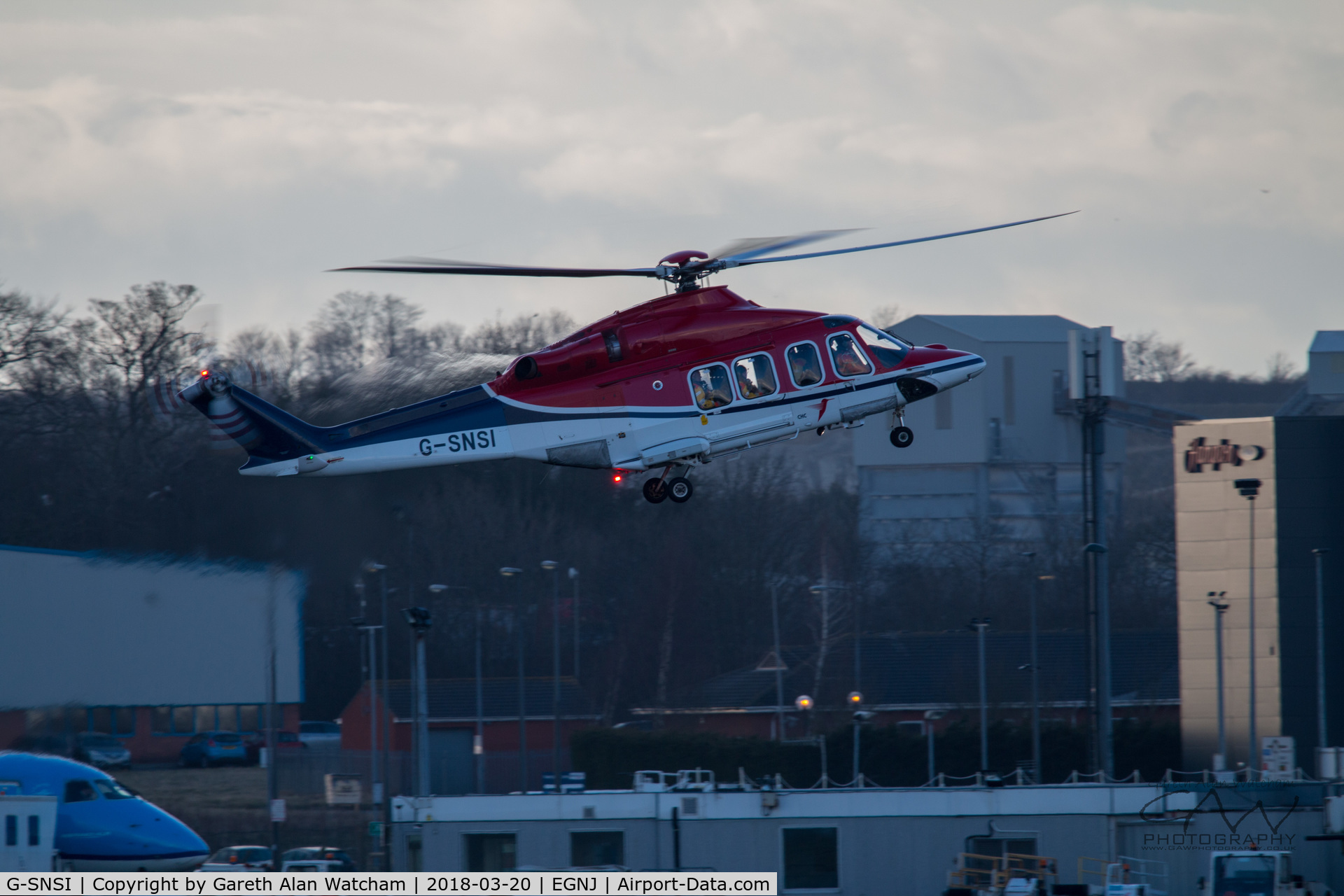 G-SNSI, 2013 AgustaWestland AW-139 C/N 31479, Landing at Humberside Airport