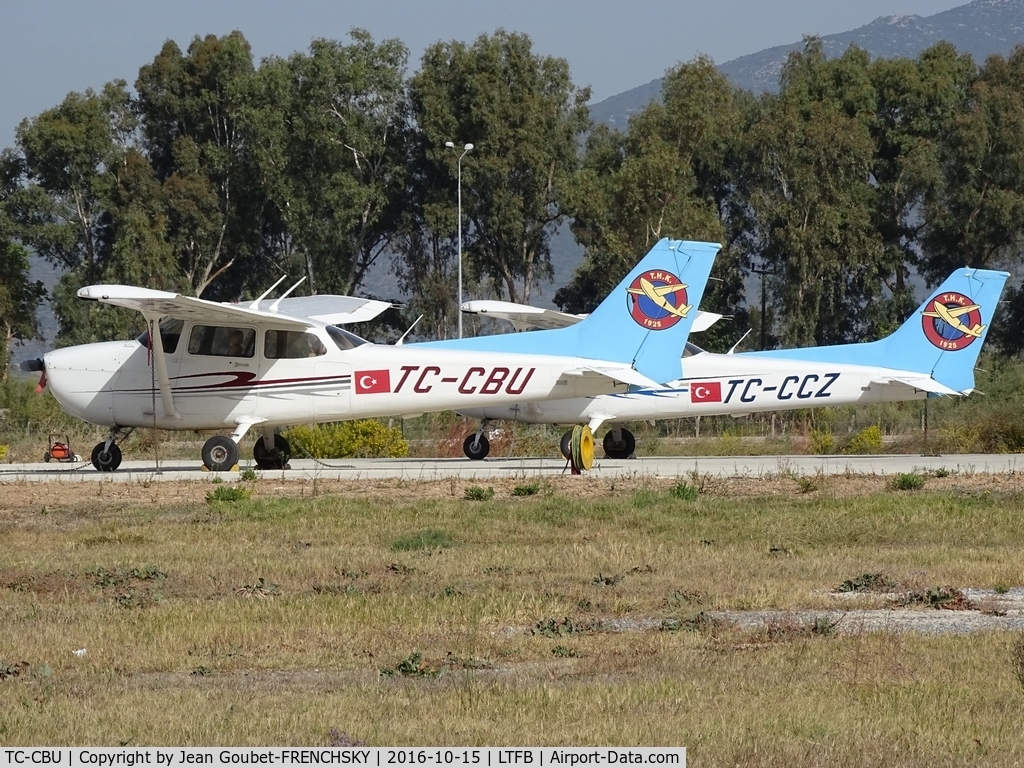 TC-CBU, 2010 Cessna 172S SP C/N 172S-11036, Selçuk-Efes - LTFB airport (Turkey) and two Cessna of Turkish Aeronautical Association