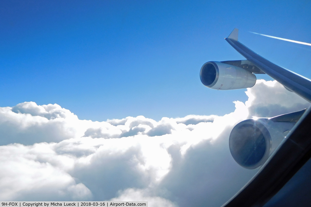 9H-FOX, 1997 Airbus A340-313 C/N 185, Steep turn and condensation (AKL-SYD)