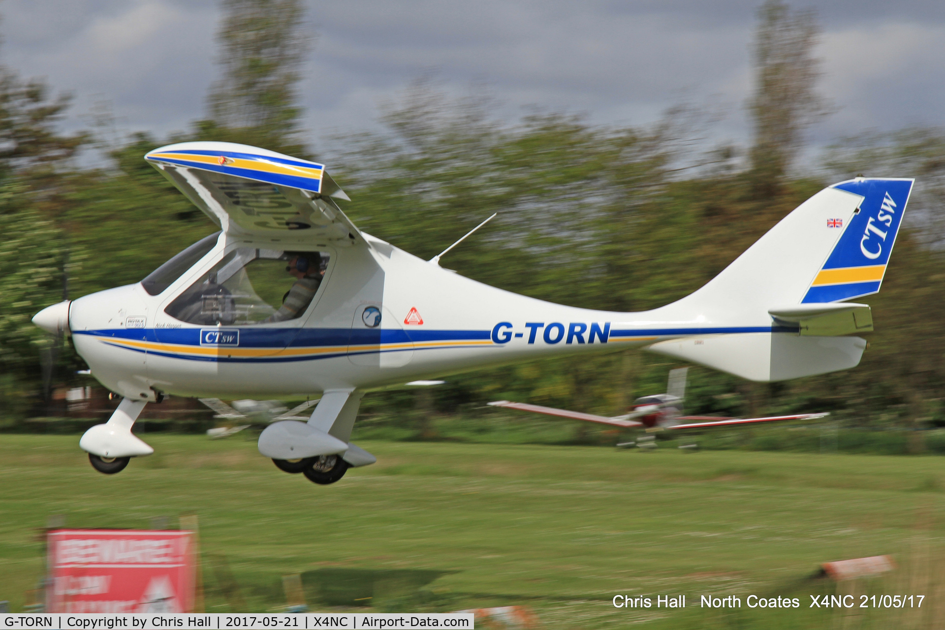G-TORN, 2006 Flight Design CTSW C/N 8189, North Coates Summer fly in