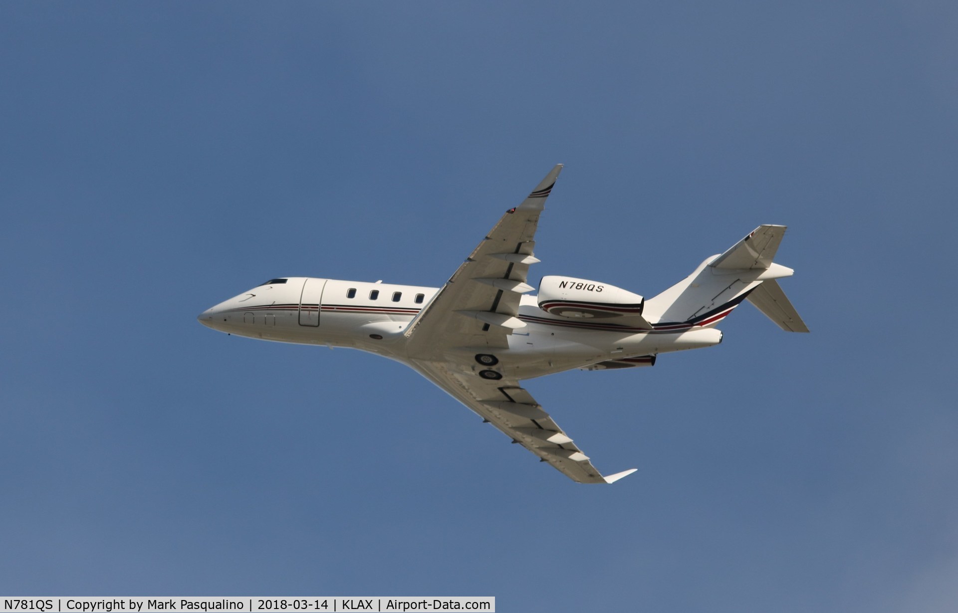 N781QS, 2015 Bombardier Challenger 350 (BD-100-1A10) C/N 20570, Challenger 350
