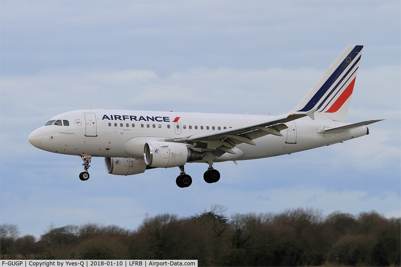 F-GUGP, 2006 Airbus A318-111 C/N 2967, Airbus A318-111, On final rwy 25L, Brest-Bretagne Airport (LFRB-BES)