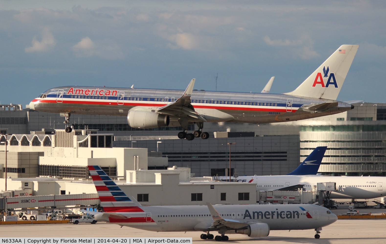 N633AA, 1990 Boeing 757-223 C/N 24591, American