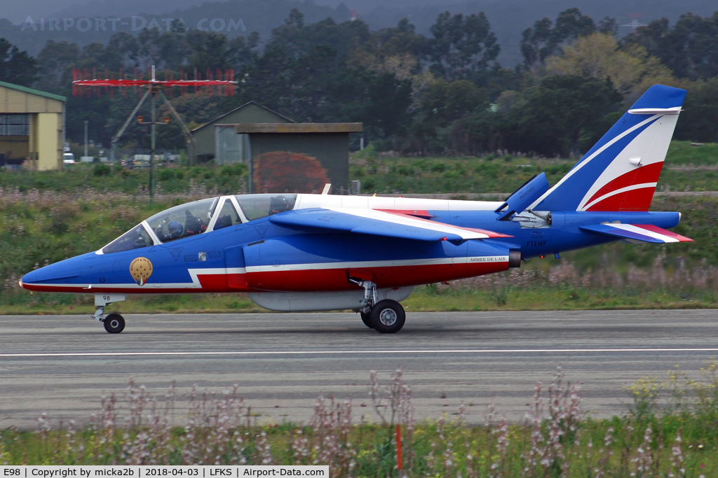 E98, Dassault-Dornier Alpha Jet E C/N E98, Taxiing