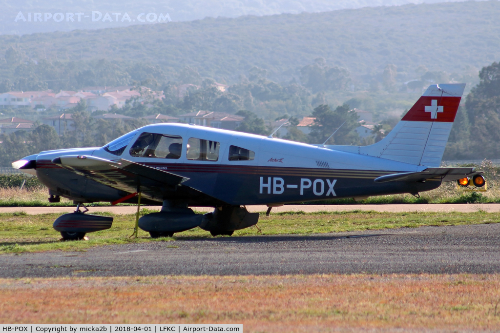 HB-POX, 1992 Piper PA-28-181 Archer II C/N 2890159, Parked
