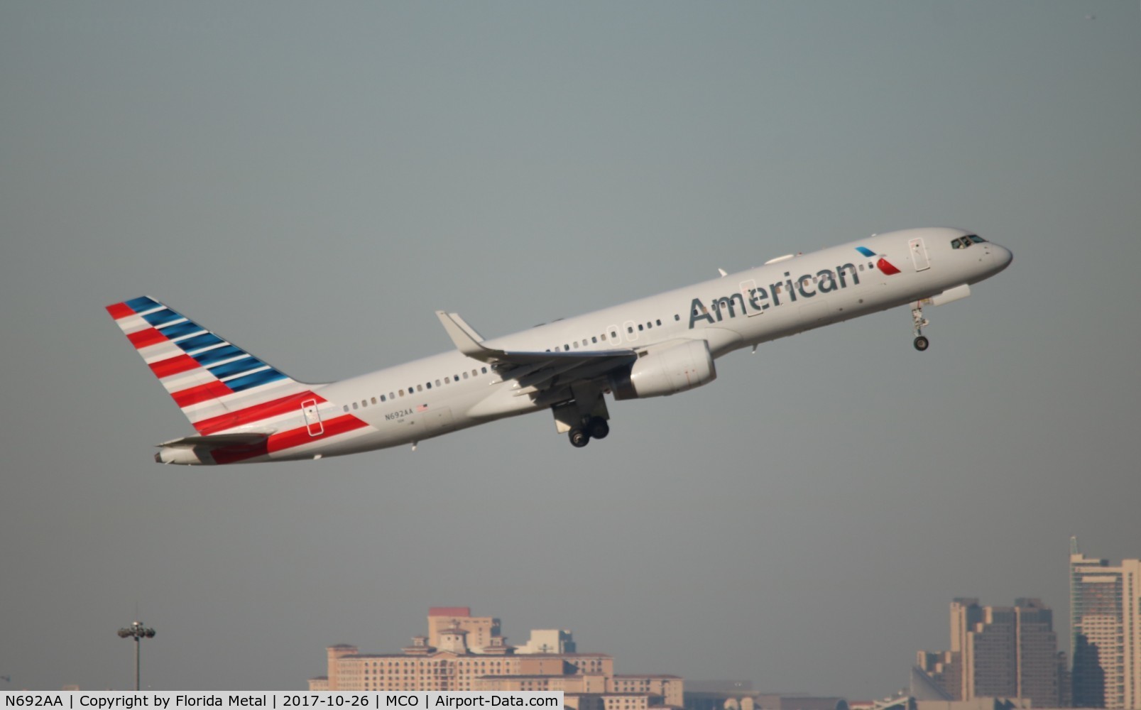 N692AA, 1993 Boeing 757-223 C/N 26972, American