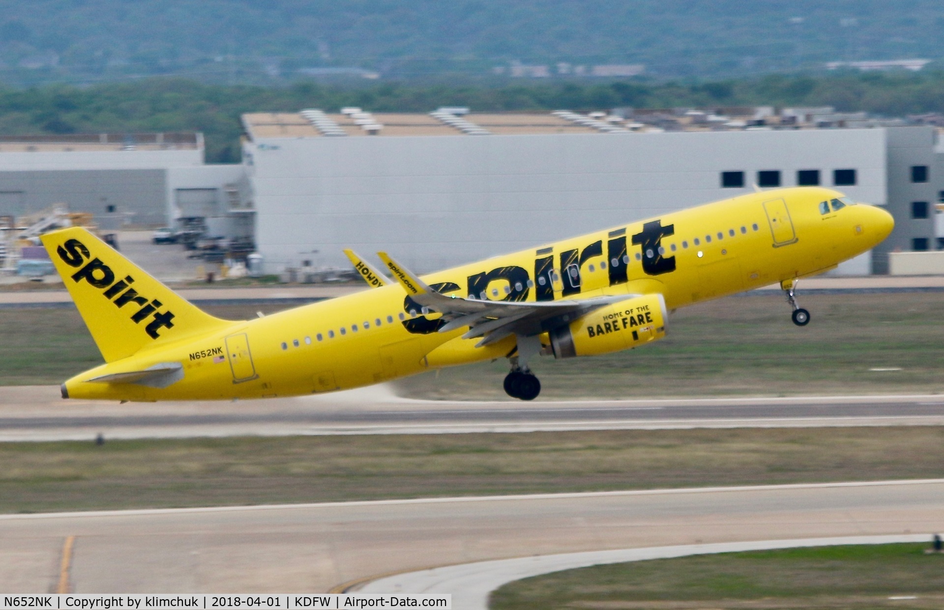 N652NK, 2017 Airbus A320-232 C/N 8021, Taking off