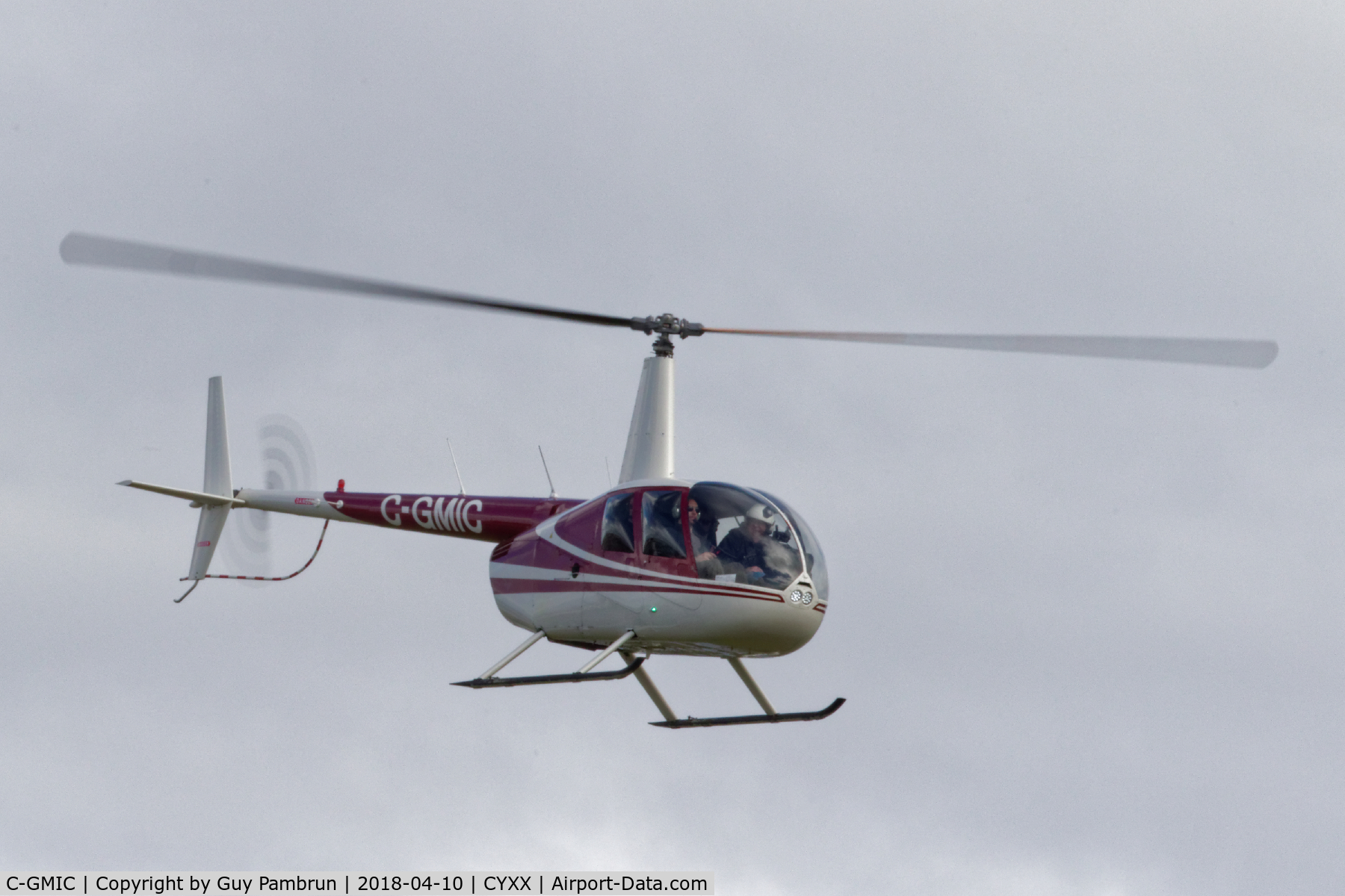 C-GMIC, 2005 Robinson R44 II C/N 10962, Landing