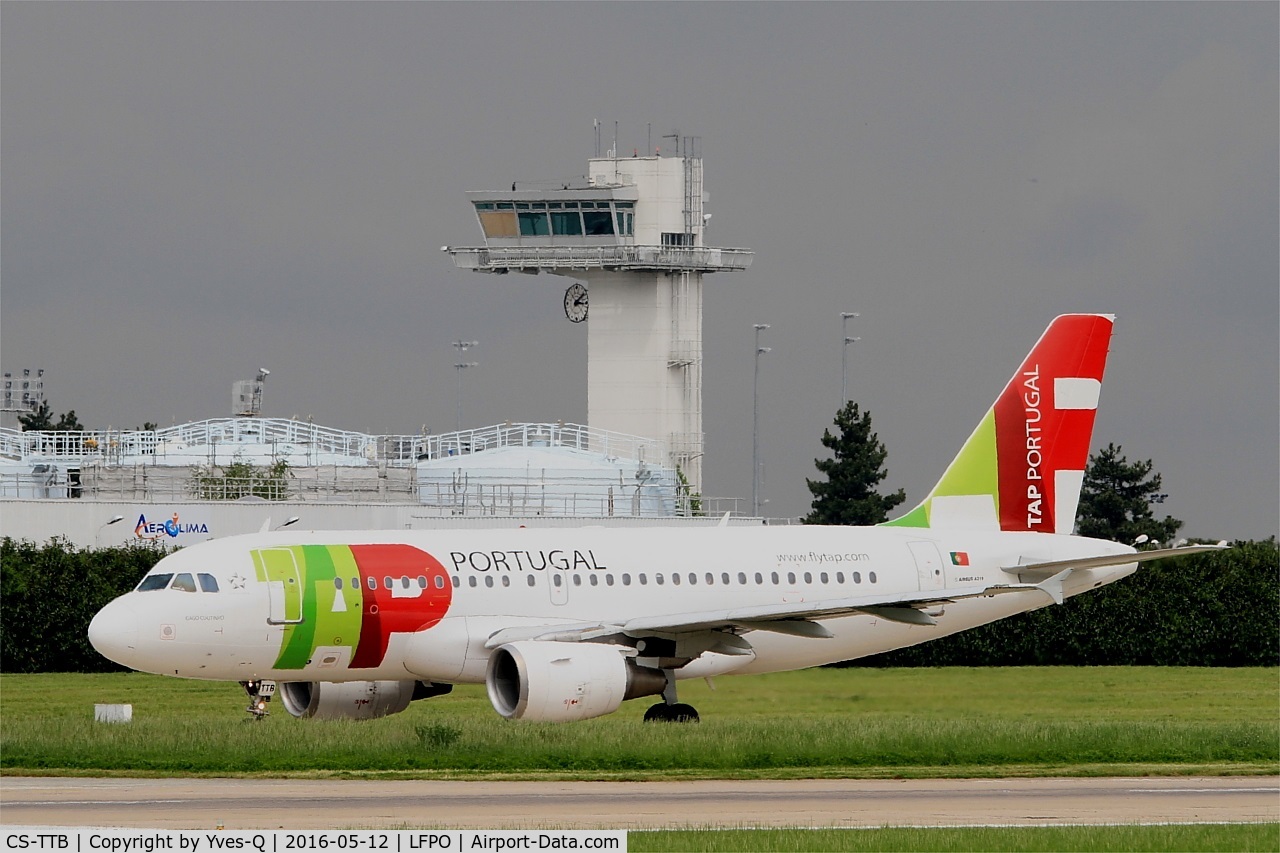 CS-TTB, 1997 Airbus A319-111 C/N 755, Airbus A319-111, Taxiing to west terminal, Paris-Orly Airport (LFPO-ORY)