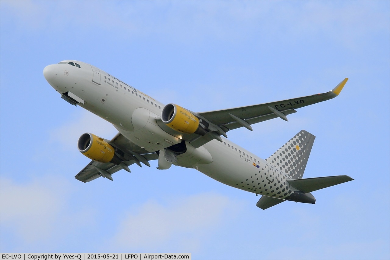 EC-LVO, 2013 Airbus A320-214 C/N 5533, Airbus A320-214, Take off rwy 24, Paris-Orly Airport (LFPO-ORY)