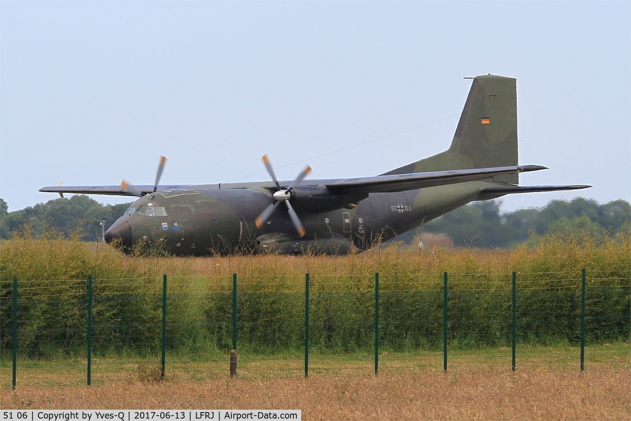 51 06, 1971 Transall C-160D C/N D-143, Transall C-160D, Taxiing to holding point rwy 08, Landivisiau Naval Air Base (LFRJ) Tiger Meet 2017