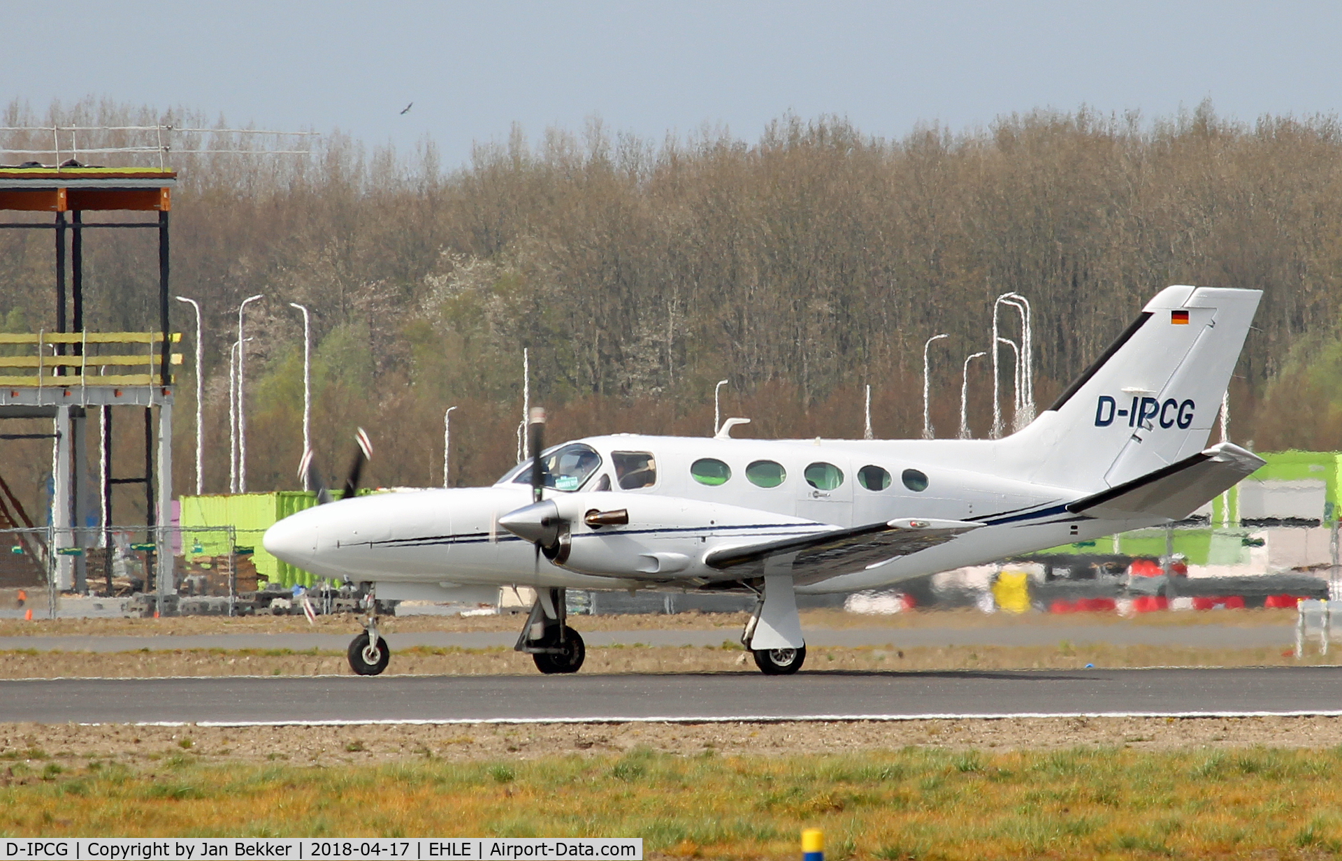 D-IPCG, 1983 Cessna 425 Conquest I C/N 425-0177, Lelystad Airport departure