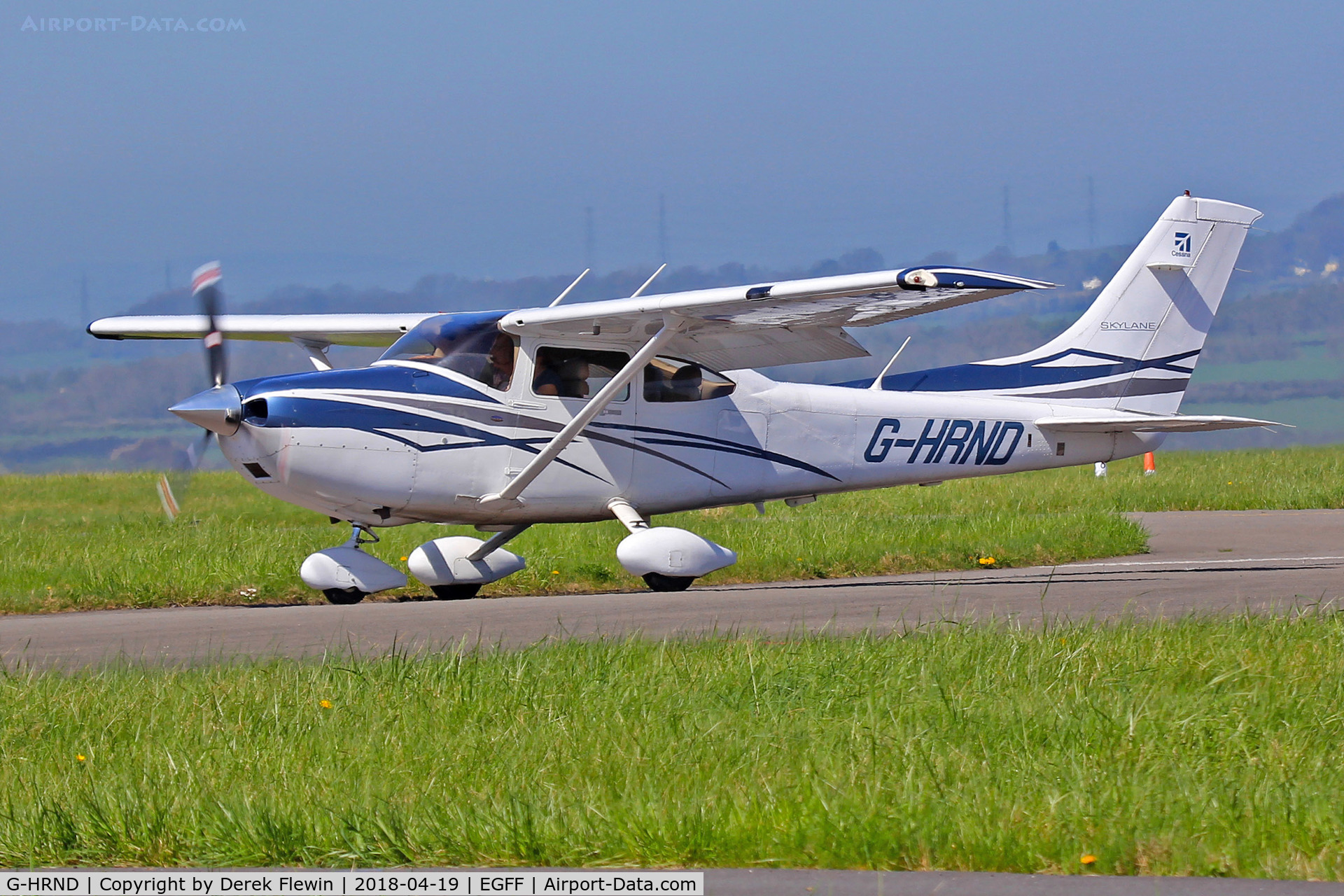 G-HRND, 2007 Cessna 182T Skylane C/N 18281936, Skylane, Denham based, seen shortly after landing on runway 30.