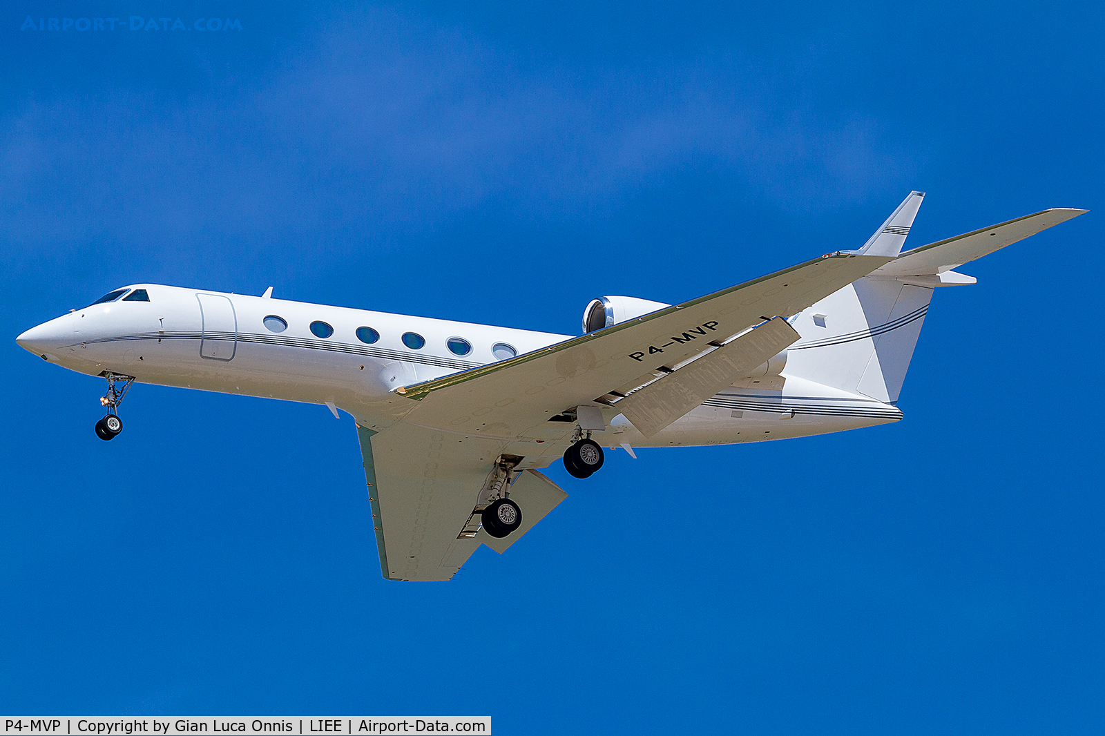 P4-MVP, 2012 Gulfstream Aerospace GIV-X (G450) C/N 4247, LANDING 14R