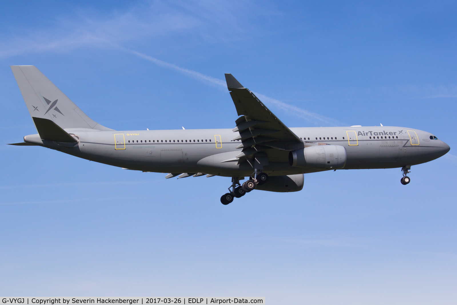 G-VYGJ, 2013 Airbus KC2 Voyager (A330-243MRTT) C/N 1439, Landing at PAD.