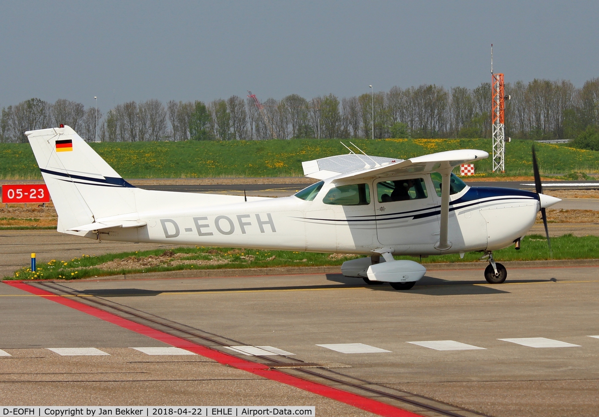 D-EOFH, Reims F172P Skyhawk C/N F1722071, Lelystad Airport