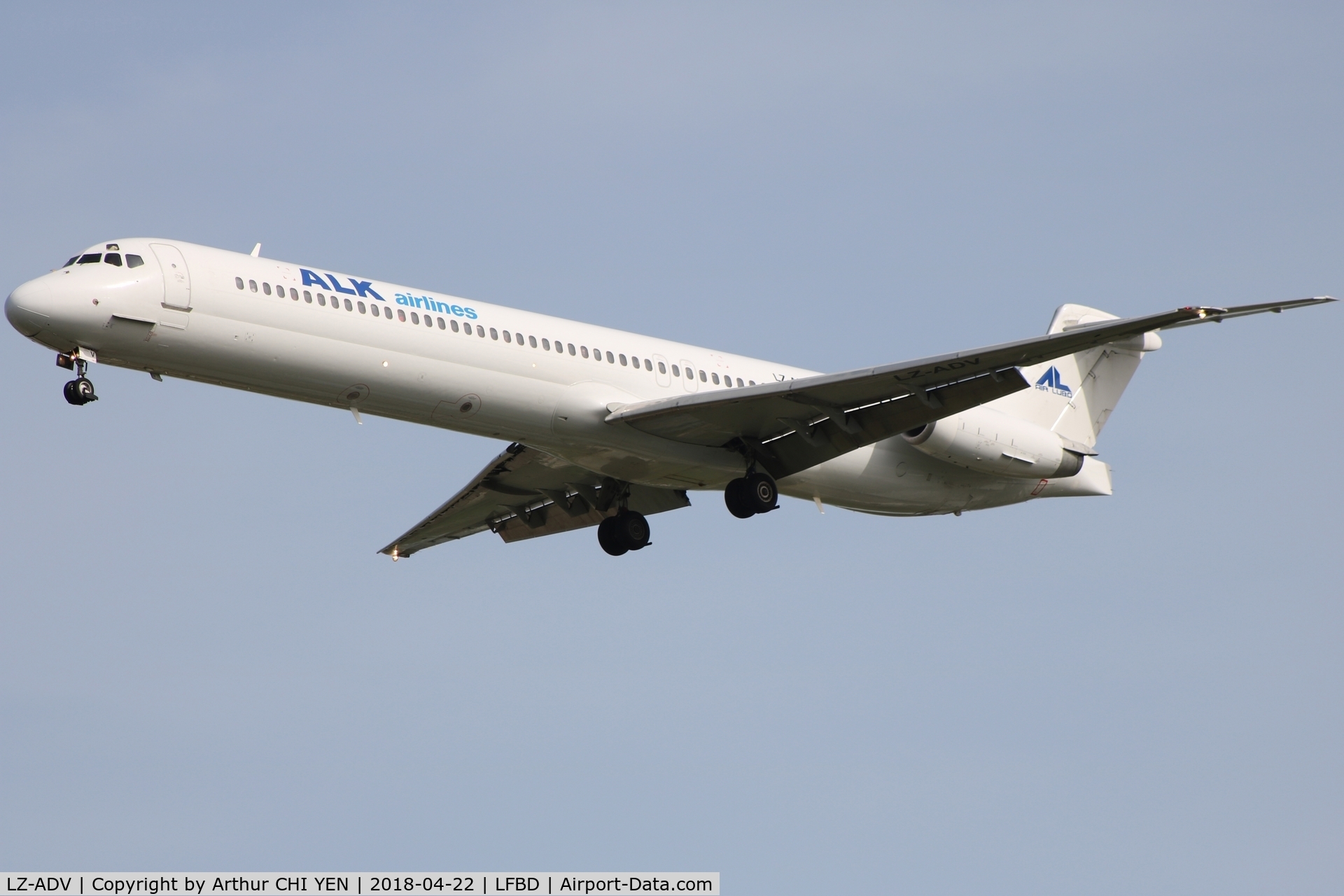 LZ-ADV, 1989 McDonnell Douglas MD-82 (DC-9-82) C/N 53053, From Shannon