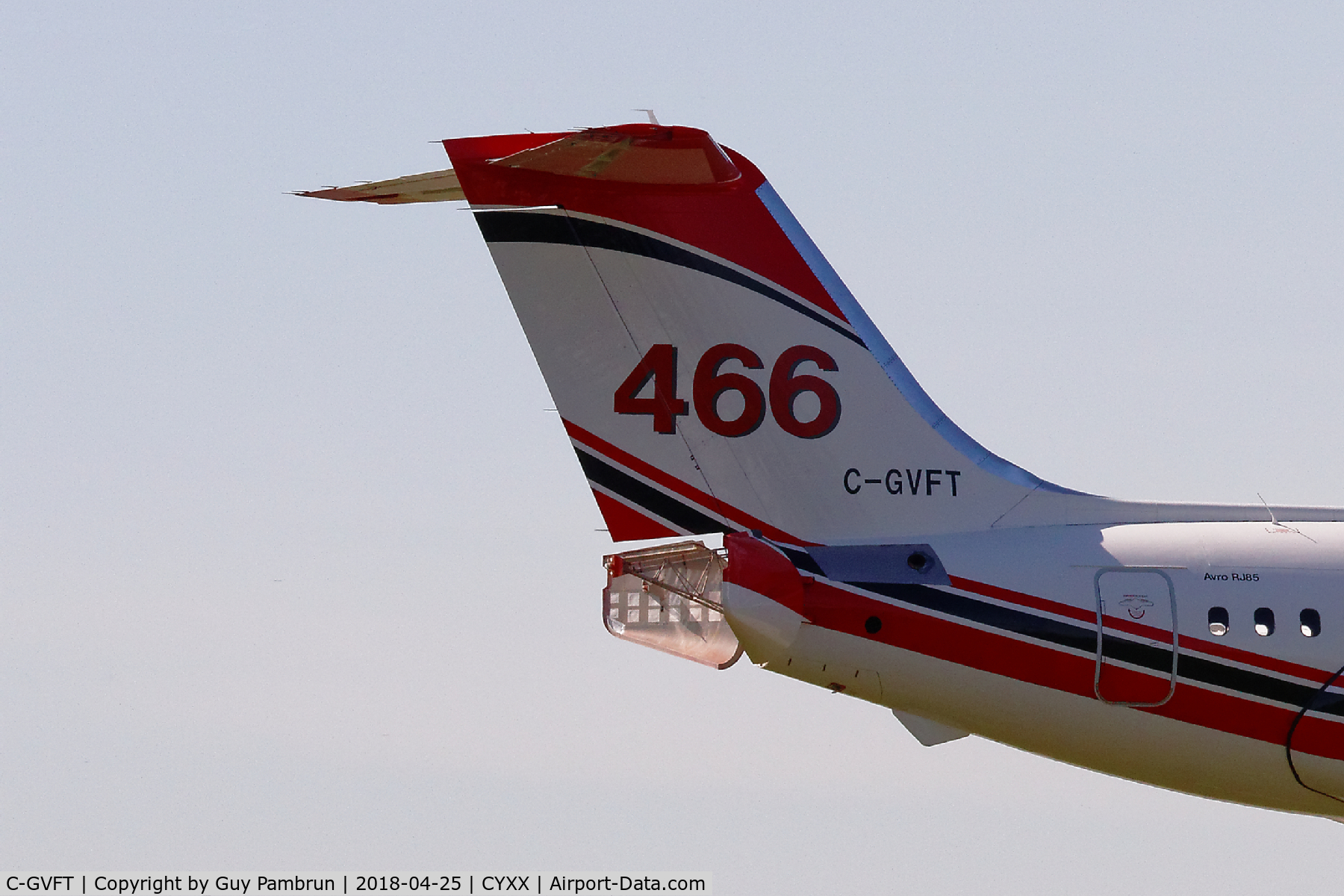 C-GVFT, 1994 British Aerospace Avro 146-RJ85 C/N E.2253, Landing
