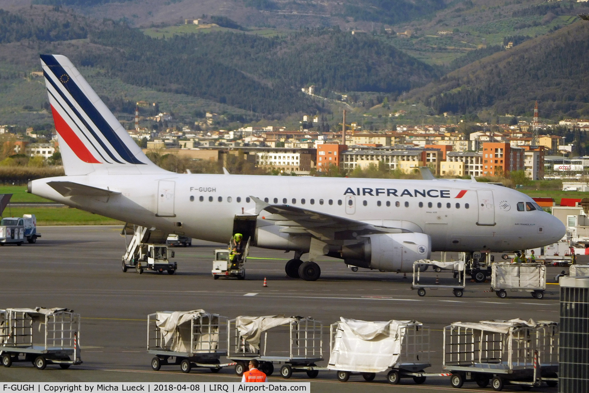 F-GUGH, 2004 Airbus A318-111 C/N 2344, At Firenze