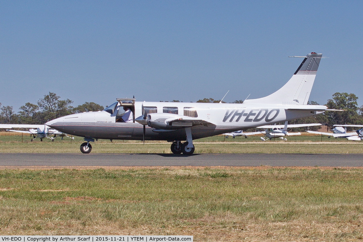VH-EDO, 1980 Ted Smith Aerostar 601P C/N 61P-0791-8063403, Temora Warbirds 2015