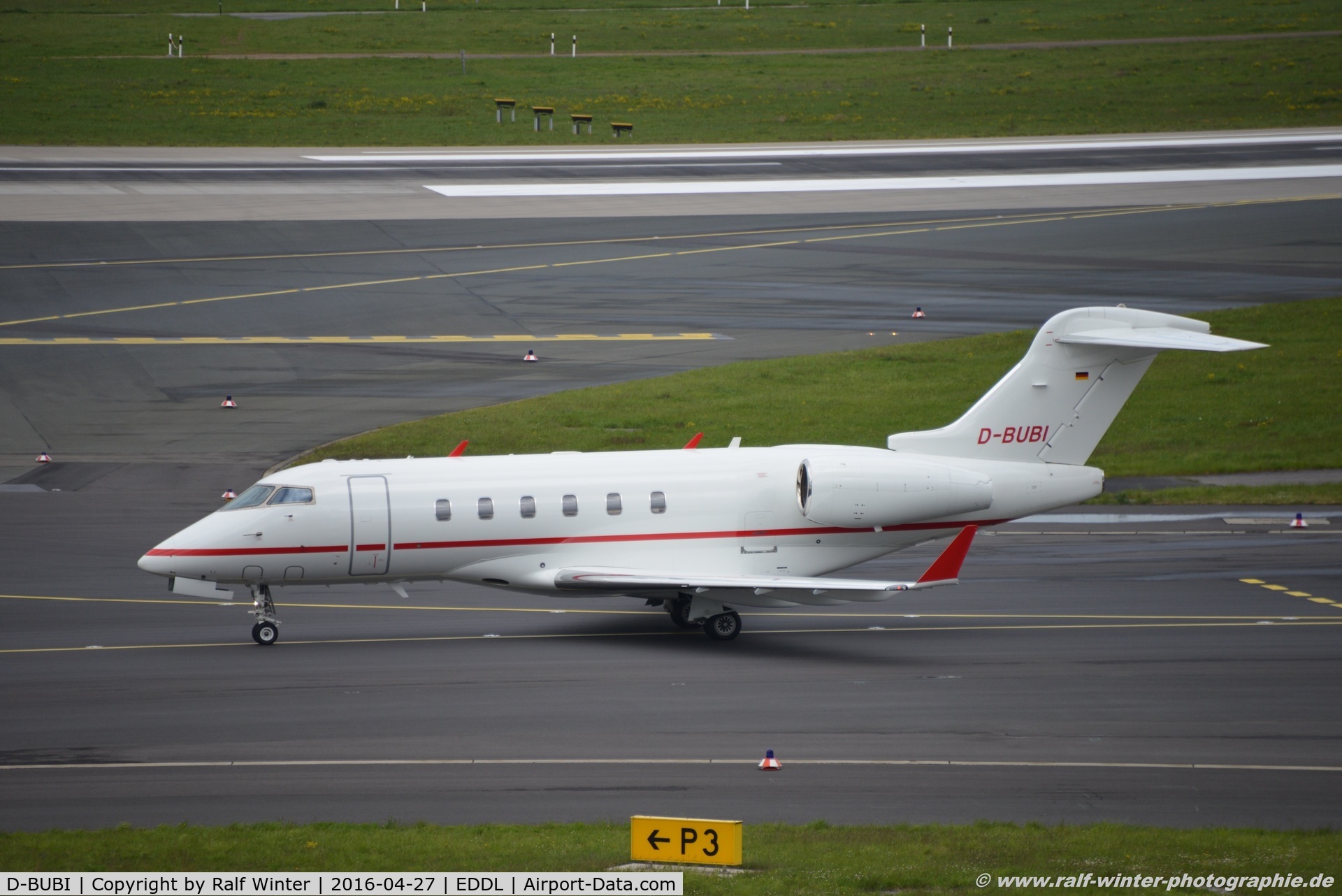 D-BUBI, 2007 Bombardier Challenger 300 (BD-100-1A10) C/N 20145, Bombardier BD-100-1A10 Challenger 300 - QGA Windrose Air Jetcharter GmbH - 20145 - D-BUBI - 27.04.2016 - DUS