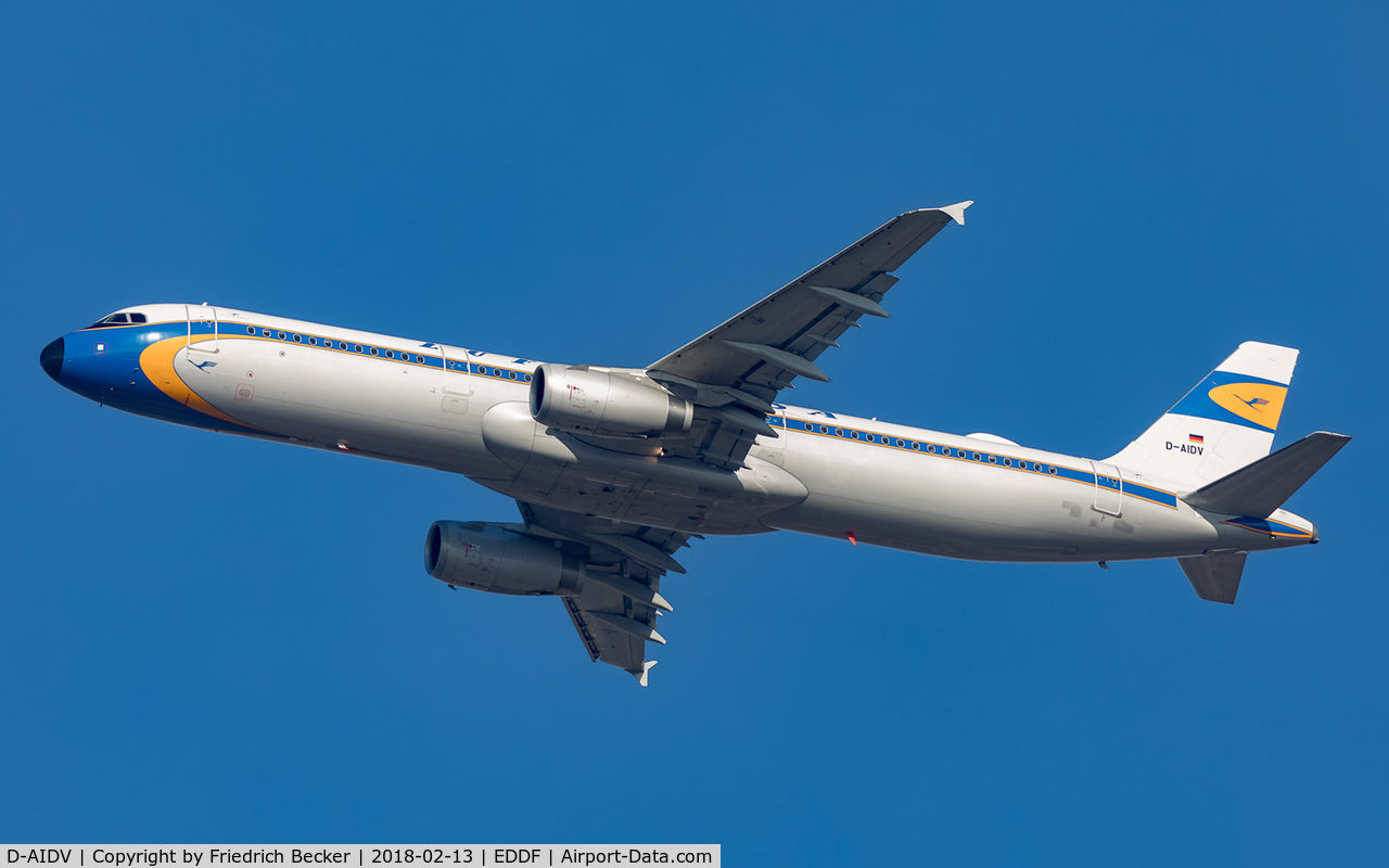 D-AIDV, 2012 Airbus A321-231 C/N 5413, departure via RW25C