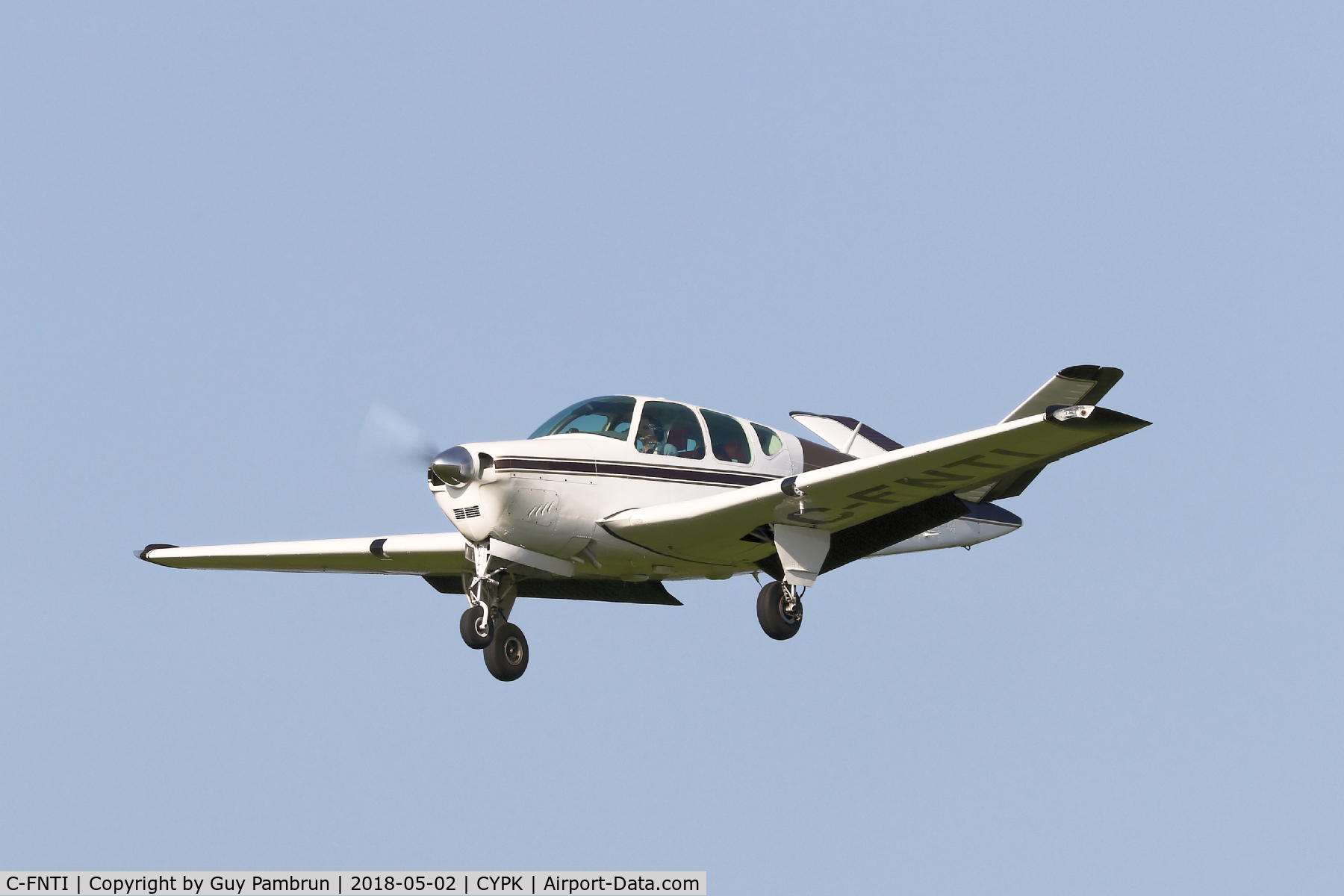 C-FNTI, 1960 Beech M35 Bonanza C/N D-6553, Landing