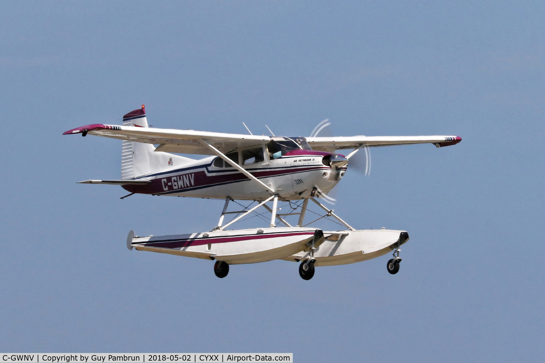 C-GWNV, 1975 Cessna A185F Skywagon 185 C/N 18502753, Landing