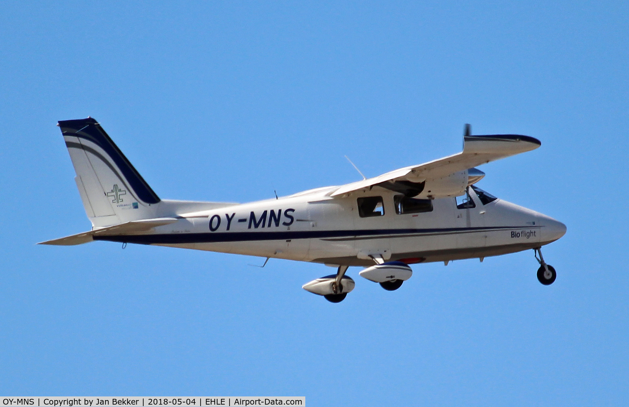 OY-MNS, 2016 Vulcanair P-68C C/N 502, Lelystad Airport