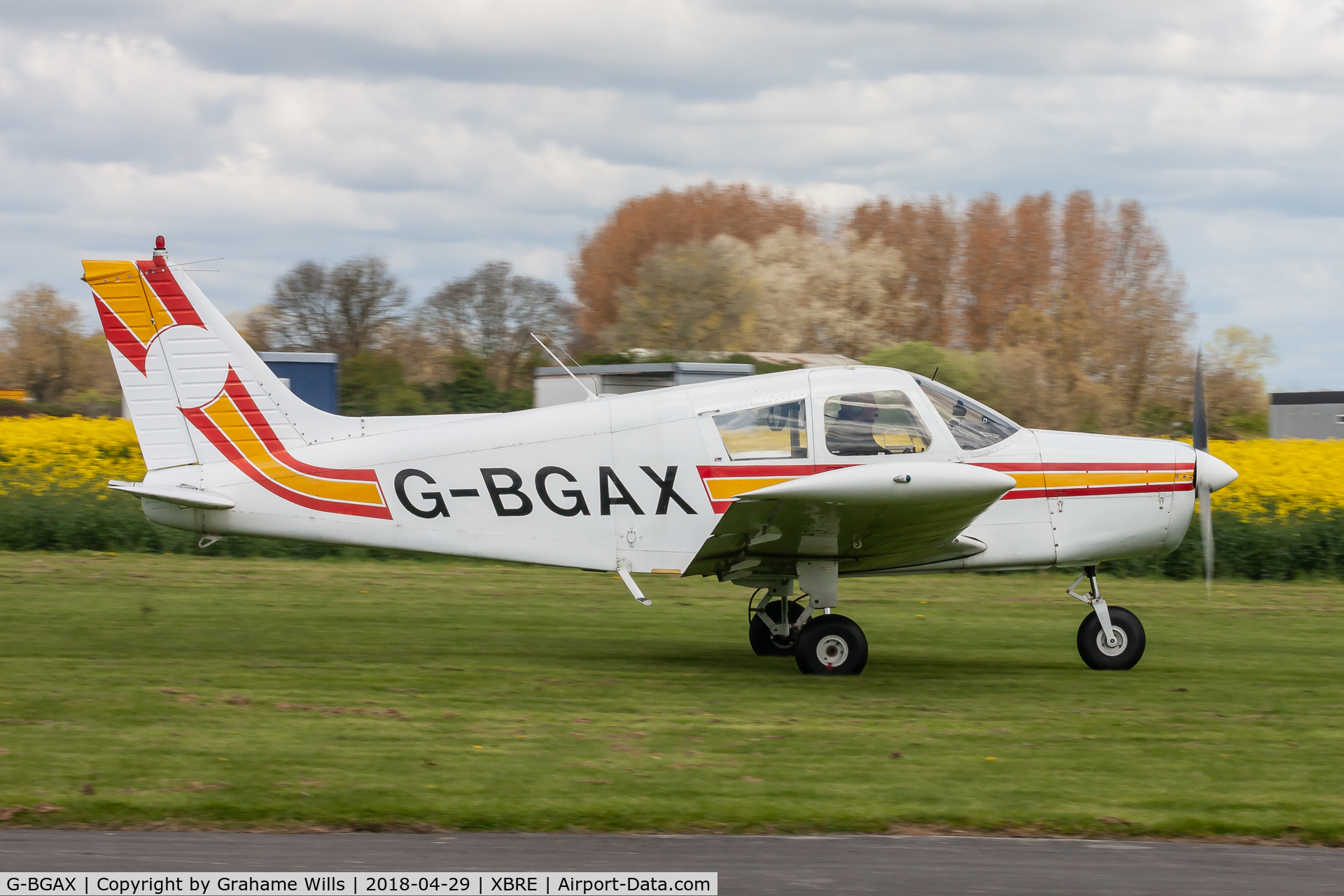 G-BGAX, 1973 Piper PA-28-140 Cherokee C/N 28-7325409, Piper PA-28 Cherokee 140 G-BGAX G-BGAX Group Breighton 29/4/18