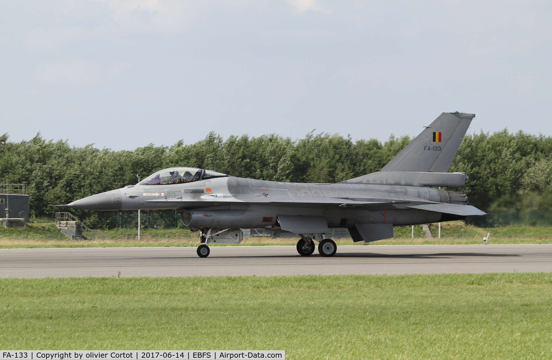 FA-133, SABCA F-16AM Fighting Falcon C/N 6H-133, about to take off