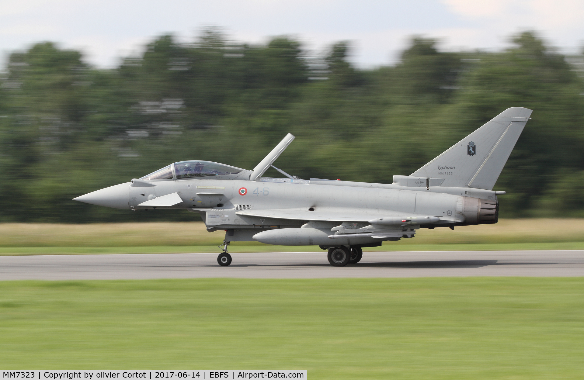MM7323, Eurofighter EF-2000 Typhoon S C/N IS055, landing at Florennes